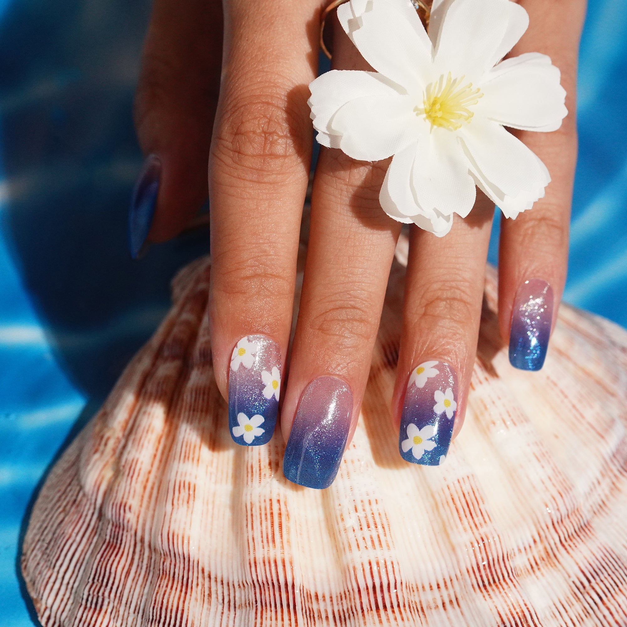 Curio Nail inspiration 1